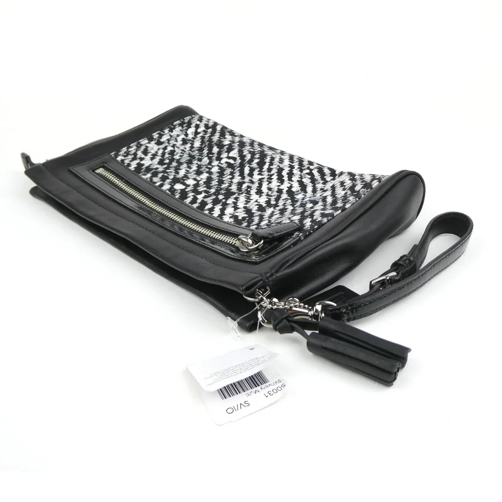 Coach Leg Ivory Multi Dongl Print Large‎ Clutch NWT 50031
